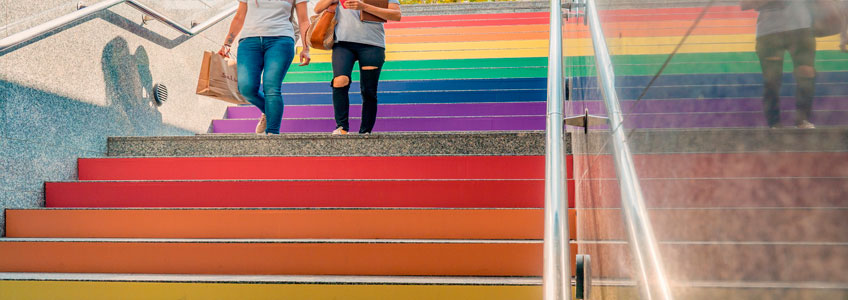 Escalera permanente LGTBI